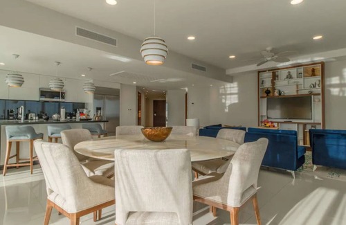 Cabo San Lucas Resort | Garza Blanca, lovely OCEANFRONT 3 bed 4 bath All-inclusive, 4198 sq ft/Sleeps 8