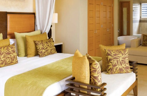 South Shore Hotel Area Resort | GARZA BLANCA PUERTO VALLARTA 2 BR - OTHER SIZES AVAILABLE from studio to 3 BR