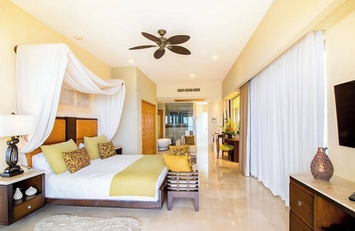 South Shore Hotel Area Resort | GARZA BLANCA PUERTO VALLARTA 2 BR - OTHER SIZES AVAILABLE from studio to 3 BR