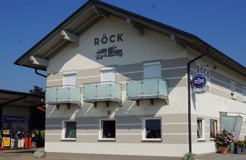 Radochen House | Gasthaus Gert Röck e.U. - Double room, shower, WC, balcony