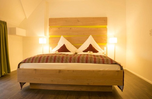 Colmberg Hotel | Gasthaus Schwarzer Adler