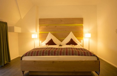 Colmberg Hotel | Gasthaus Schwarzer Adler