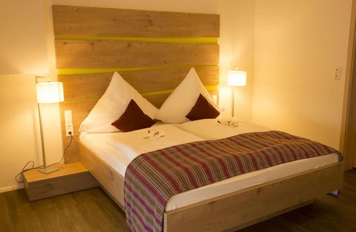 Colmberg Hotel | Gasthaus Schwarzer Adler