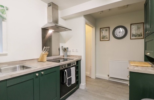 Castle Douglas Cottage | GATE LODGE - THREAVE ESTATE, pet friendly in Castle Douglas