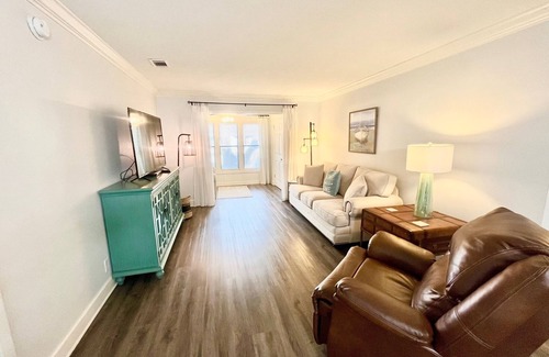 Saint Simons Heights Condo | Gated condo near beaches, shops and dining