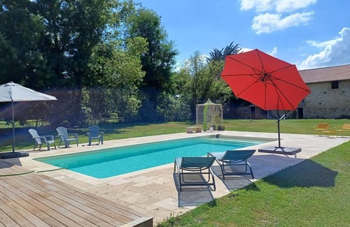 Sariac-Magnoac Cabin | Gatehouse at Chateau de Sariac - Romantic Retreat
