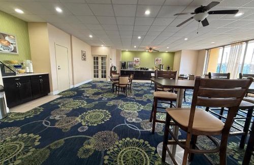 Easton Hotel | Gateway inn