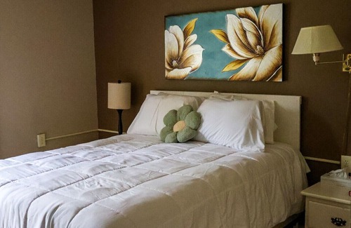Waynesboro Hotel | Gateway to Nature's Beauty Rm 16