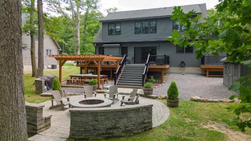 Oakland House | Gathering Place