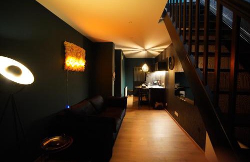 Saint-Chamond Apartment | Gatsby Room