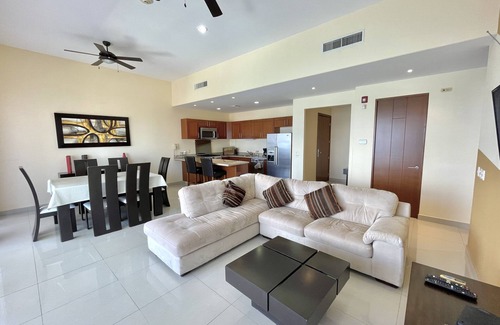 Marina Mazatlan Apartment | Gavias Grand Ocean Front