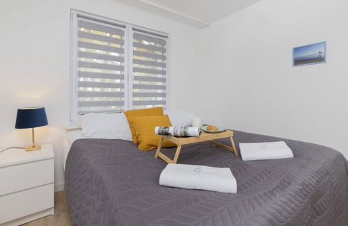 Babie Doy Apartment | Gdynia Apartment Dedala by Renters