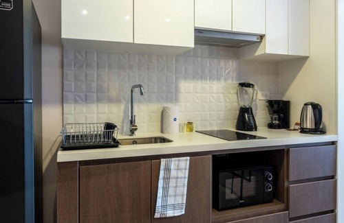 Leuro Apartment | geko| Blur Loft 1BR next to Hilton Hotel