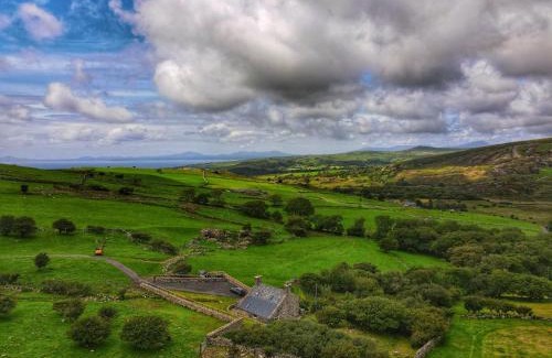 Llanbedr House | Gellibant Cottage