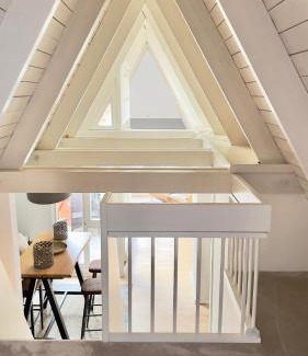 Oldenburg Apartment | Gemütliche Maisonettewohnung mit Dachterrasse am Schloß