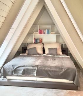 Oldenburg Apartment | Gemütliche Maisonettewohnung mit Dachterrasse am Schloß