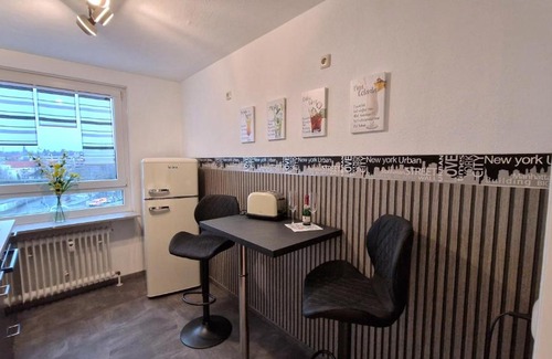 Bayreuth Apartment | Gemütliches Apartment mit Balkon und Parkplatz im Zentrum