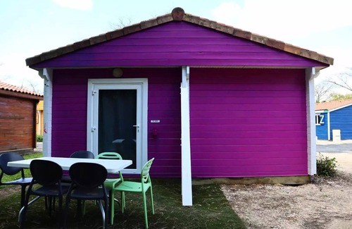 Vouneuil-sur-Vienne Ski Chalet | Gemütliches Chalet mit 2 Schlafzimmern 6 Personen
