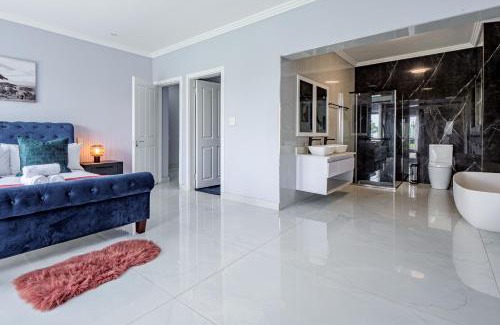 Durban North Apartment | Gemmell Place by Host Agents