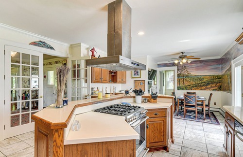 Geneva House | Geneva Vacation Rental w/Vineyard & Lake Views!