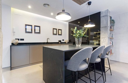 Triana Apartment | Genteel Home Pureza