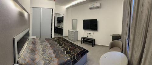 Al Swaifyeh Apartment | Gentle Breeze Studio 1