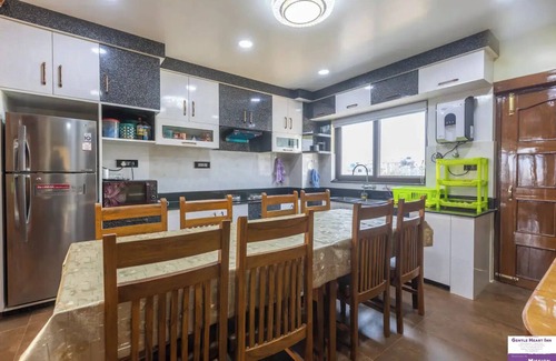 Burhanilkantha Bed & Breakfast | Gentle Heart Inn - A Heart for the People/Top Roof Accommodation Only By Request