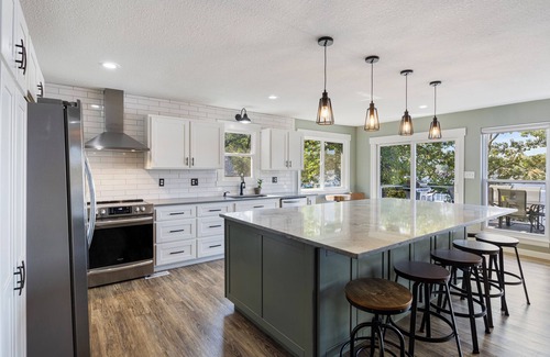 Sunrise Beach House | Gentle Lot, No Wake Cove, Lily Pad, SUP, Kayaks, Private Dock, Tie up for boat