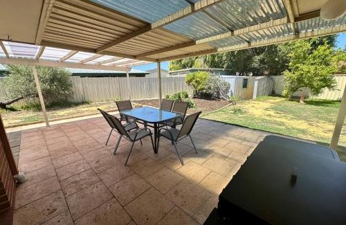 Geographe House | Geographe Bay Holiday Stay