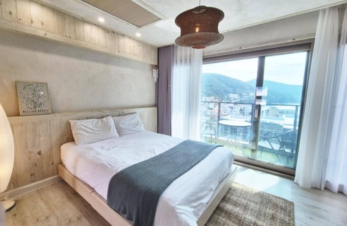 Irun-myeon House | Geoje Island Sea & Sky 2 Resort