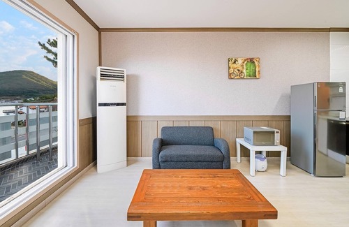 Geoje House | Geoje Youngsu Pension