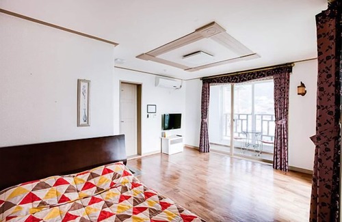Irun-myeon House | Geojedo Hana Pension