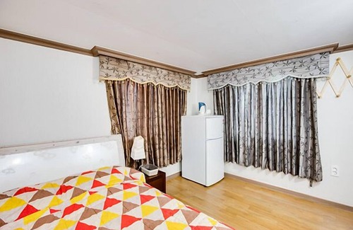 Irun-myeon House | Geojedo Hana Pension