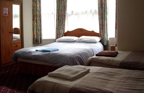 Barbican House | George Guest House