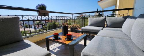 Nea Playia Apartment | George`s Modern Apartment
