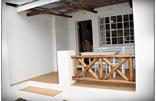 Tzaneen Cabin | Georges Valley Lodge