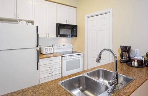 Collingwood Condo | Georgian Bay 2 bdrm. condo available Aug 3-10