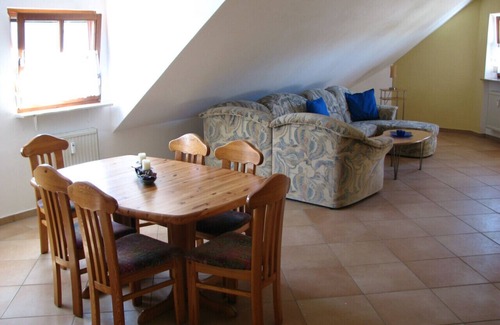 Zirndorf Apartment | Geräumige Ferienwohnung für bis zu sechs Personen nähe Playmobilland!