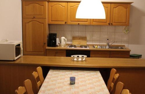 Wohlenberg Apartment | Geräumige Ferienwohnung mit Terrasse in Klütz
