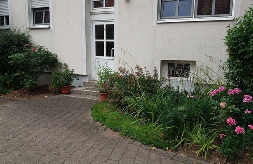 Merkendorf Apartment | Geschmackvoll Eingerichtete Ferienwohnung im Erdgeschoss