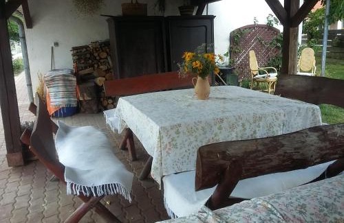 Harkany House | GESZTENYÉS Vendégház