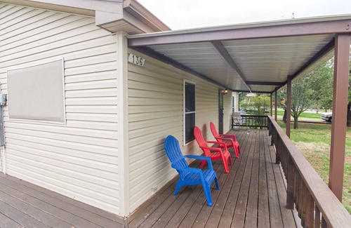 Pottsboro House | Get 15% Off for Stays 3 nights or Longer Until January 28th