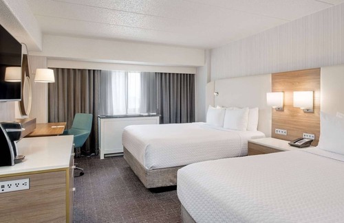 Downtown Columbus Resort | Get Ready for Blissful Getaway! 4 Posh Units, Pet-Friendly