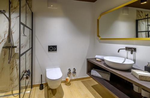 Gmuend in Kaernten Apartment | Gh Alte Post - Top 4 Commodore