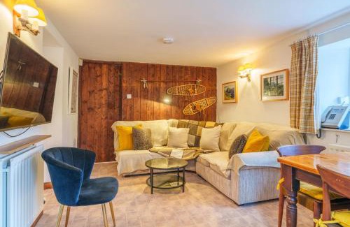 Penrith House | Ghyll Foot - At the foot of Place Fell, Ullswater