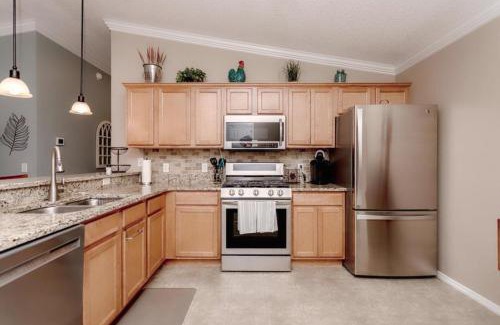 Liberty Park Villa | Gibbes - Patio Villa Near Lake Sumter Landing- Villagepeople