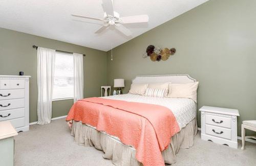 Liberty Park Villa | Gibbes - Patio Villa Near Lake Sumter Landing- Villagepeople