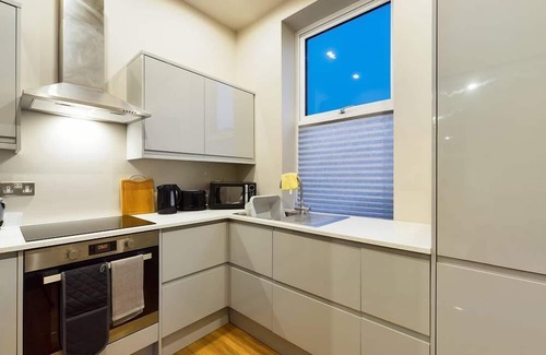 Wallasey Apartment | Gibson Manor Apartments