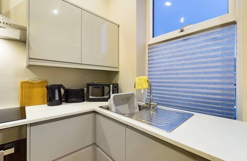 Wallasey Apartment | Gibson Manor Apartments