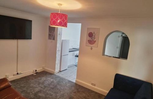 Gillingham House | Gillingham Retreat - Spacious 4 Bedroom House